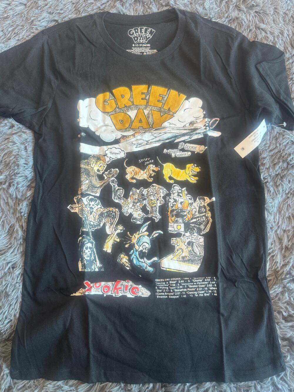 Green Day black short sleeve graphic t-shirt